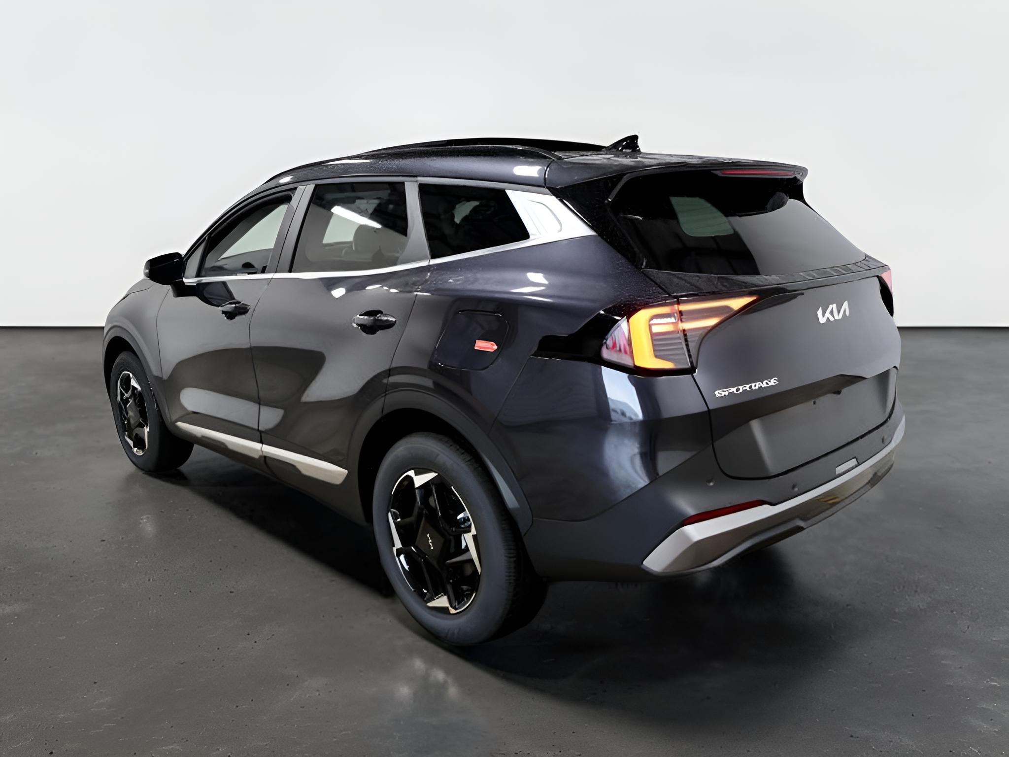 2027 Kia Sportage EX