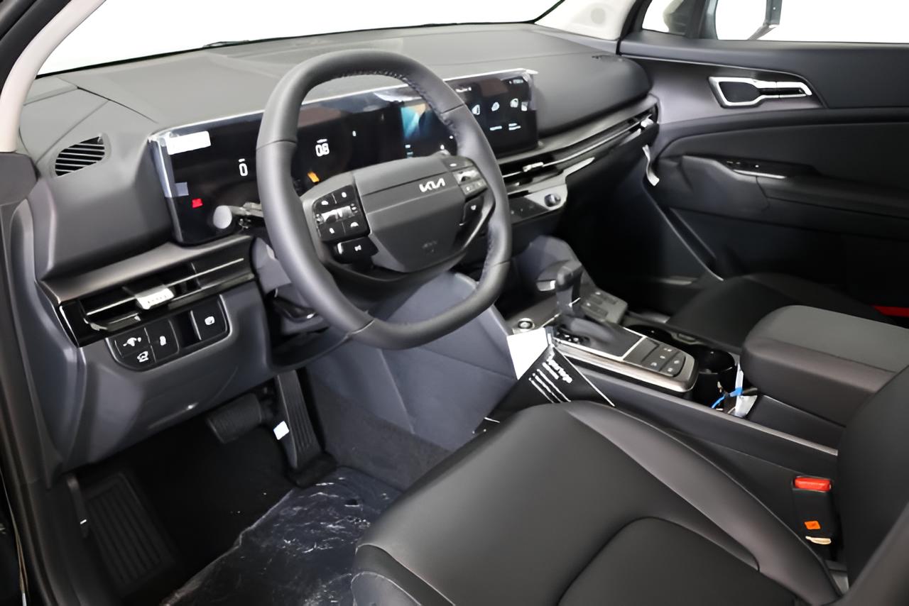 2027 Kia Sportage EX