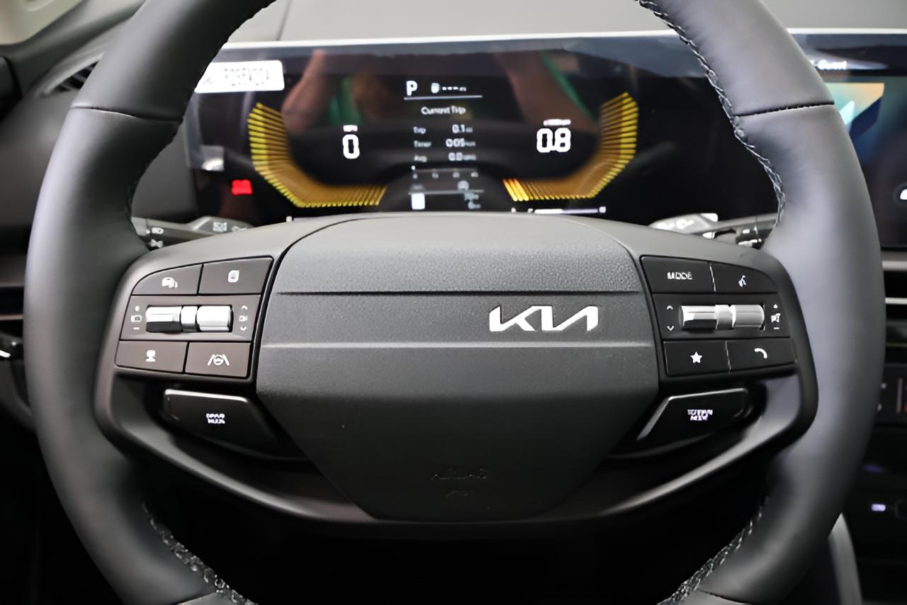 2027 Kia Sportage EX