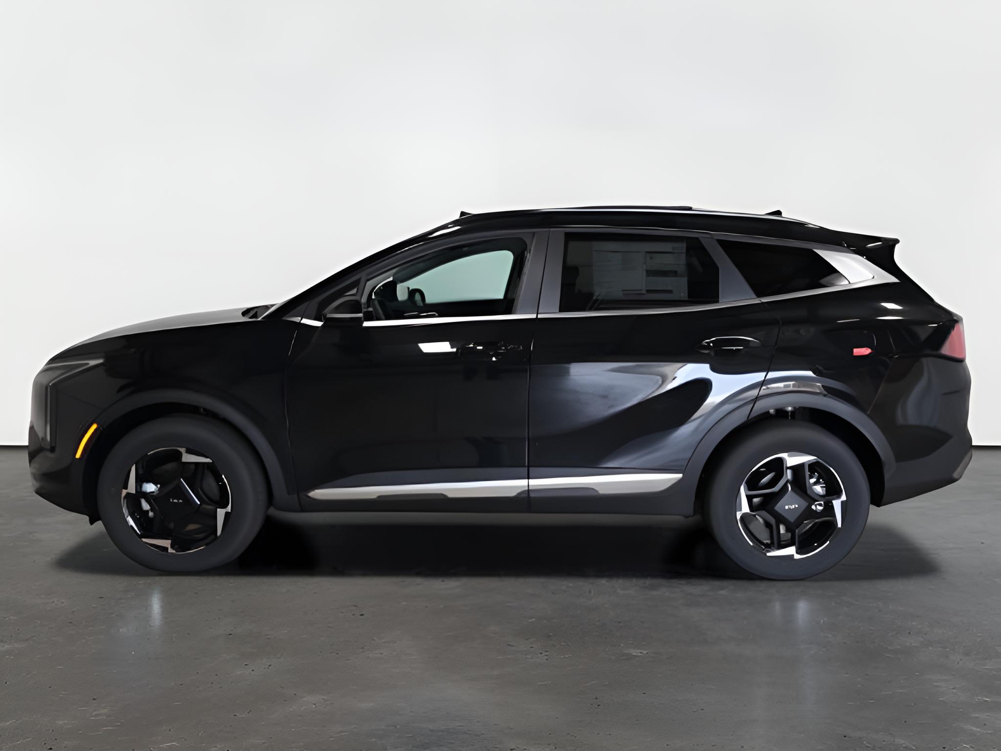 2027 Kia Sportage EX