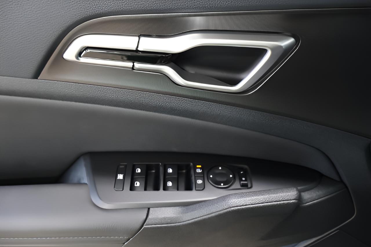 2027 Kia Sportage EX