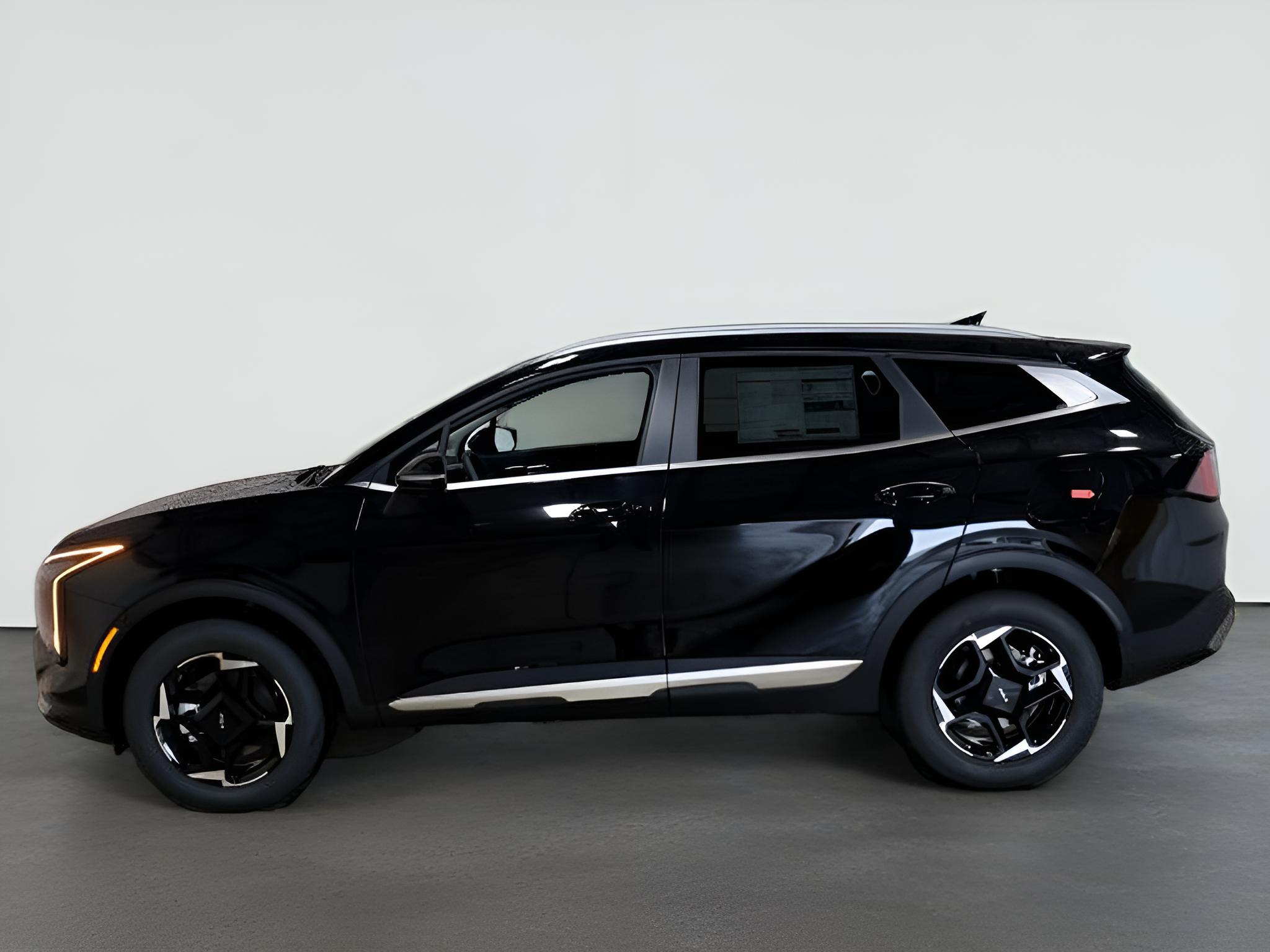 2027 Kia Sportage EX