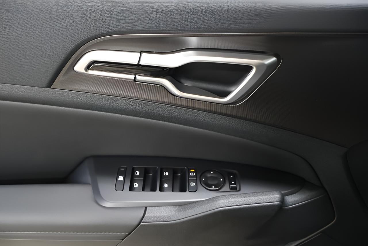 2027 Kia Sportage EX