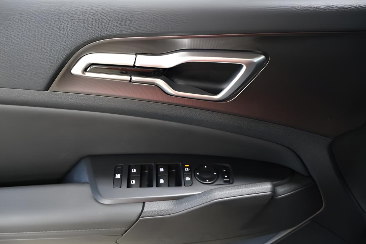 2027 Kia Sportage EX