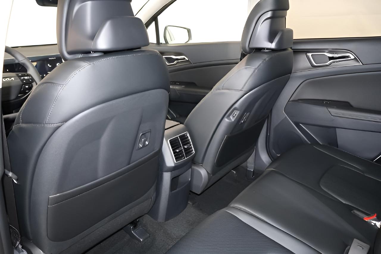 2027 Kia Sportage EX