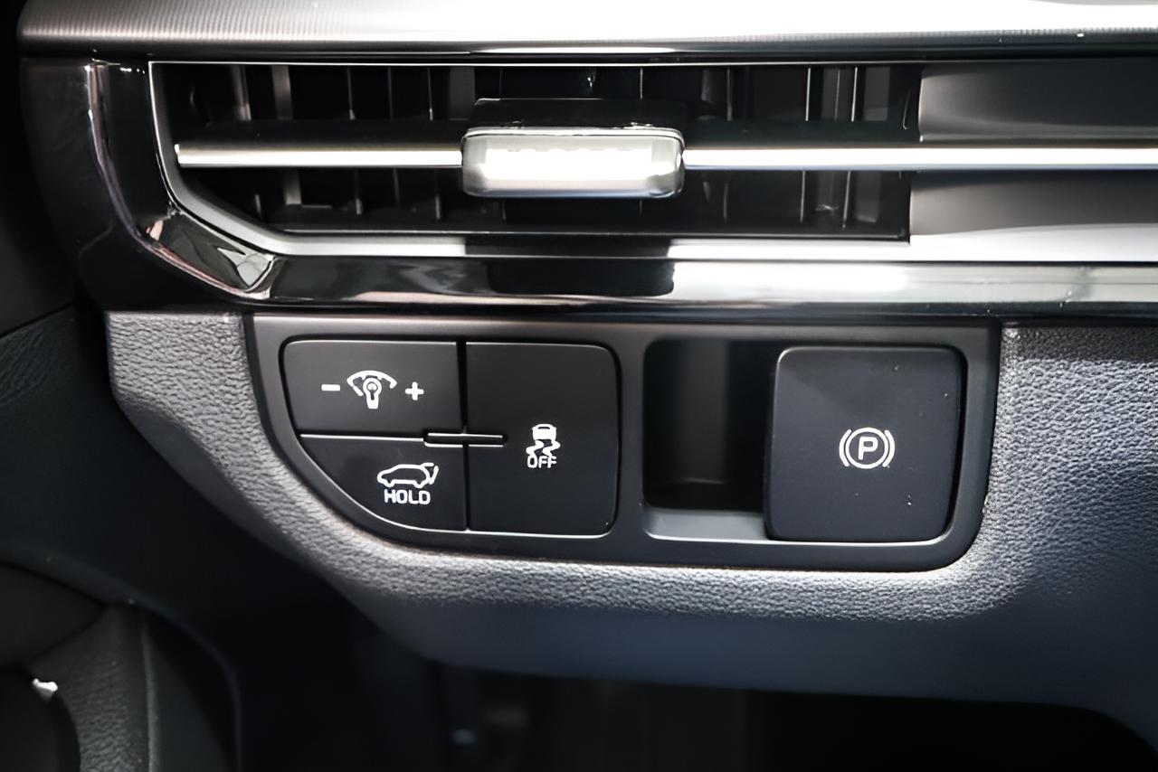 2027 Kia Sportage EX