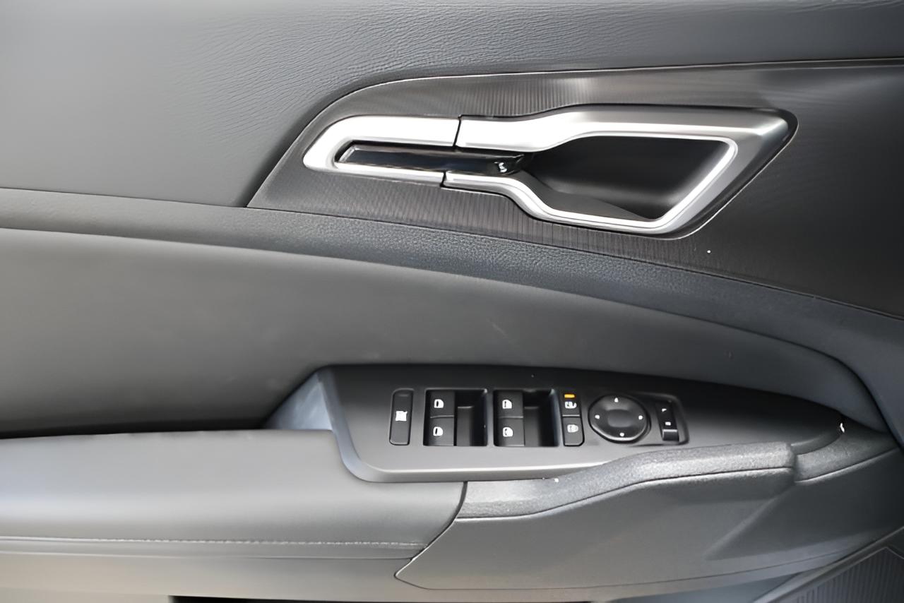 2027 Kia Sportage EX