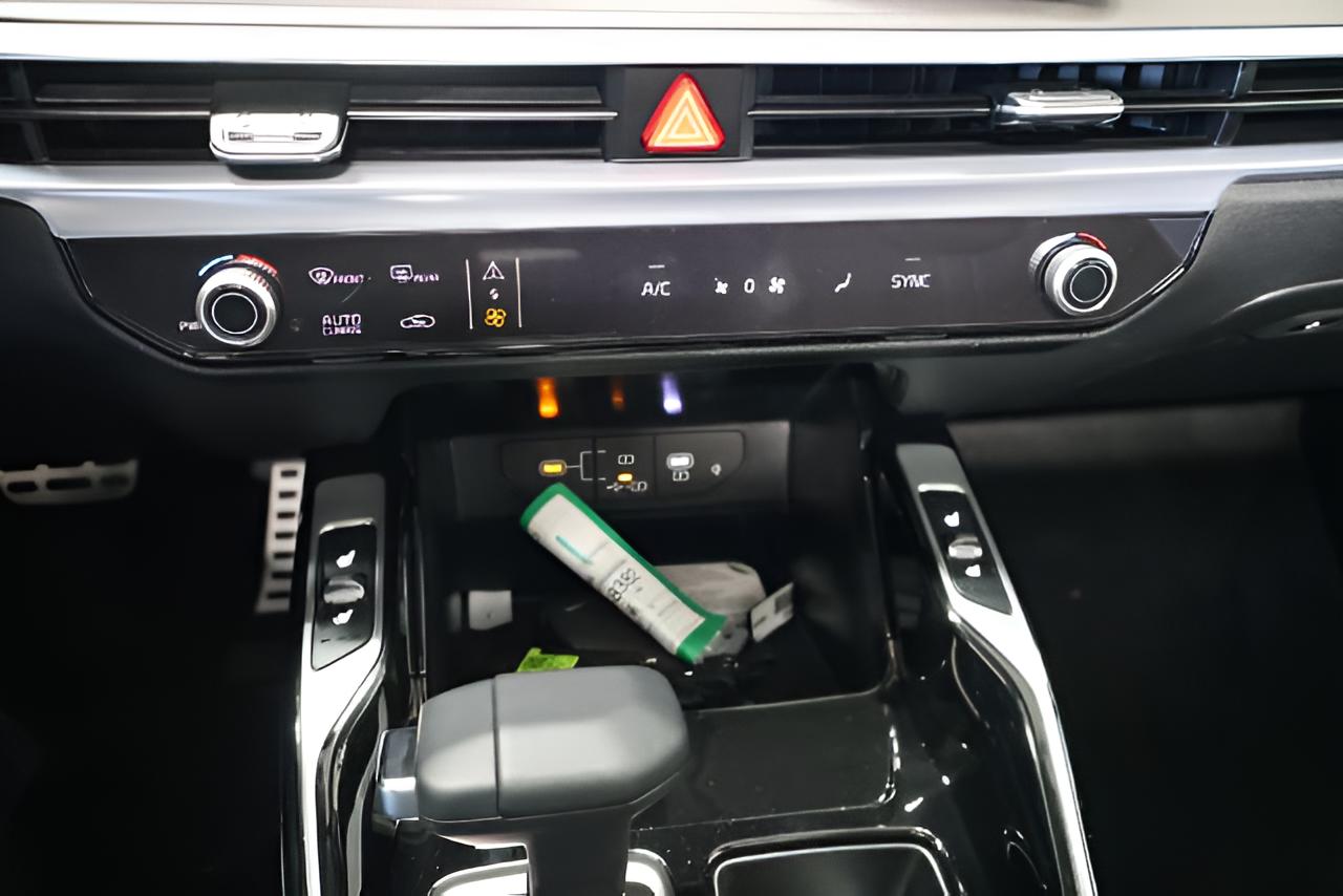 2026 Kia Sorento SX