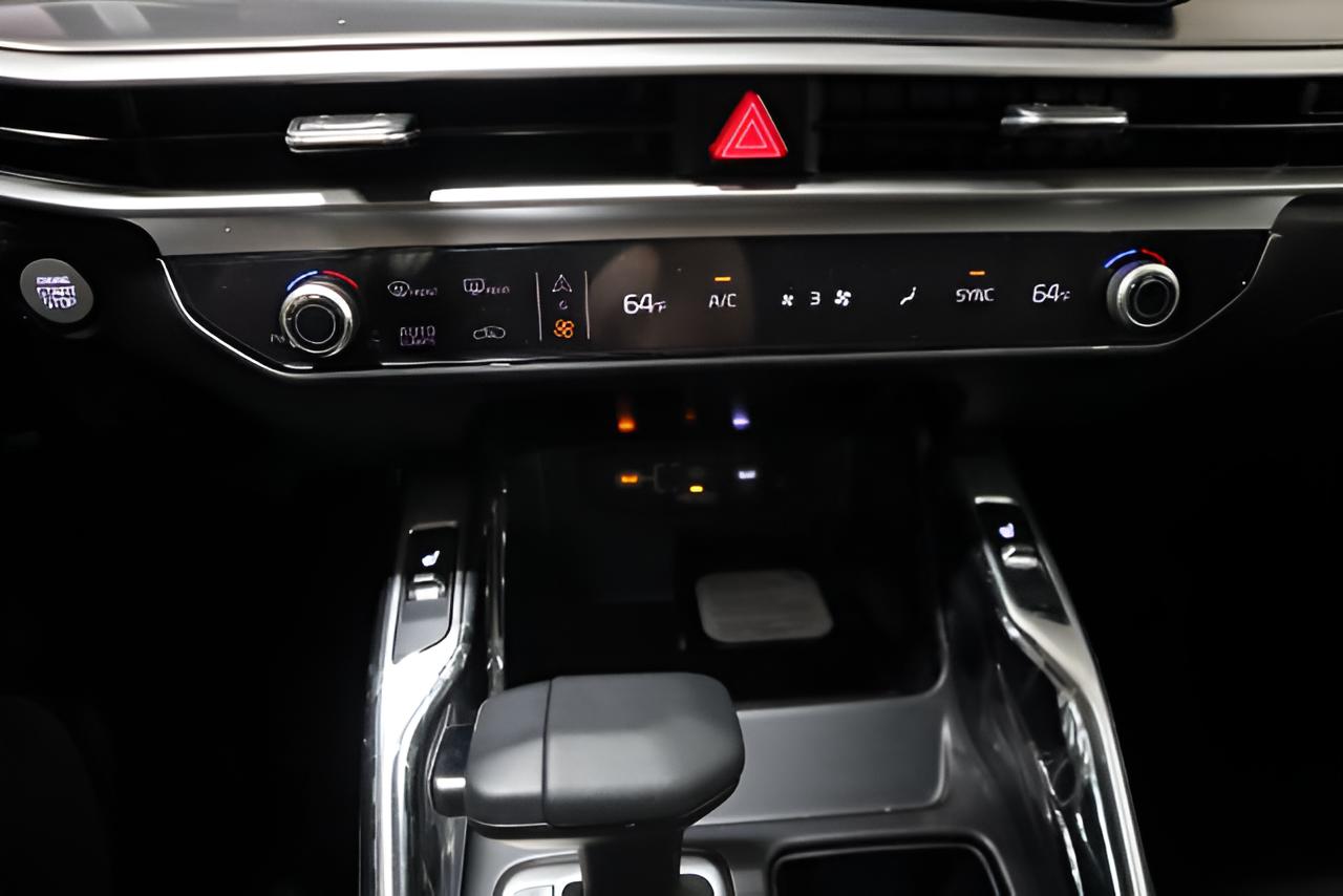 2026 Kia Sorento S - Photo 22