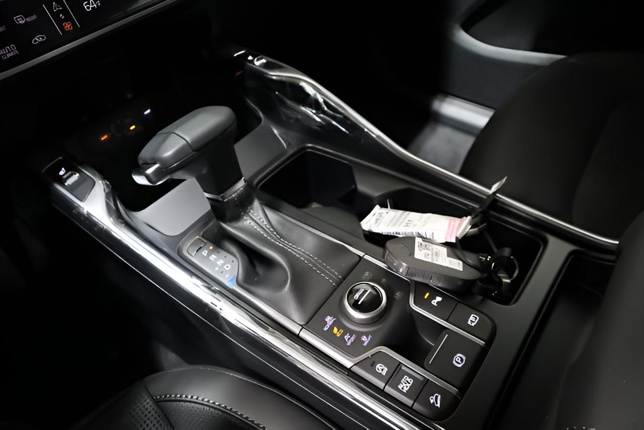 2026 Kia Sorento S - Photo 23
