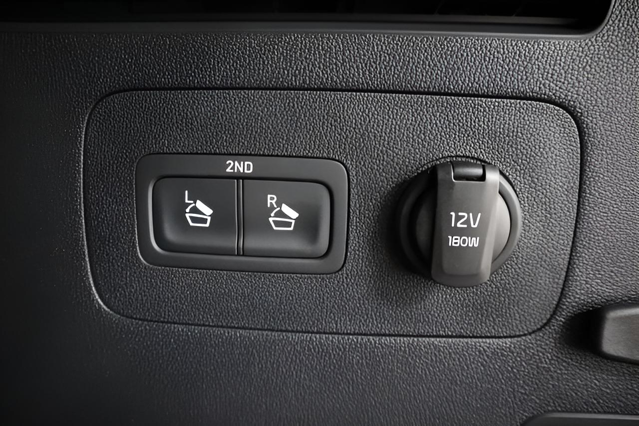 2026 Kia Sorento S - Photo 8