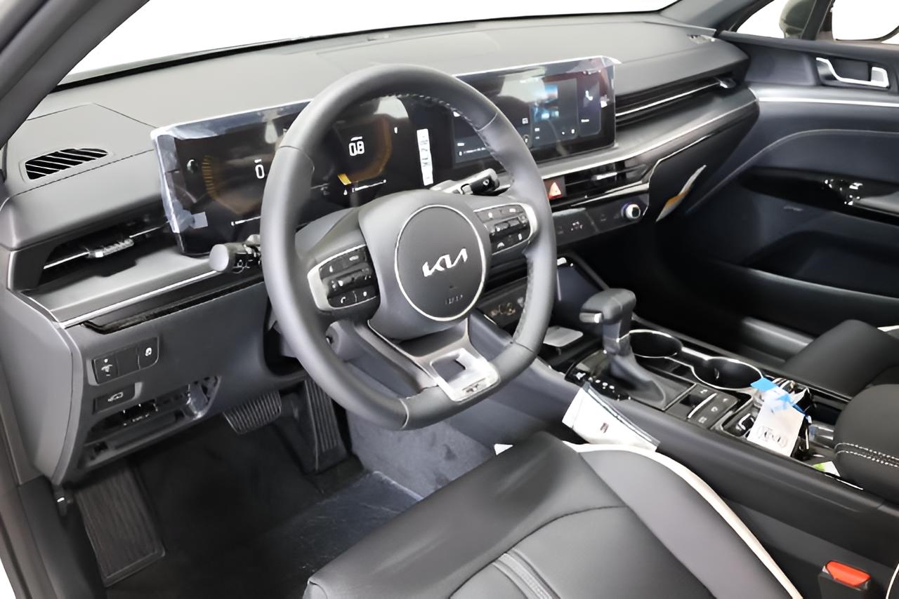 2027 Kia K5 GT-Line