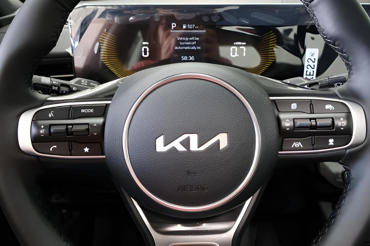 2026 Kia K5 GT-Line