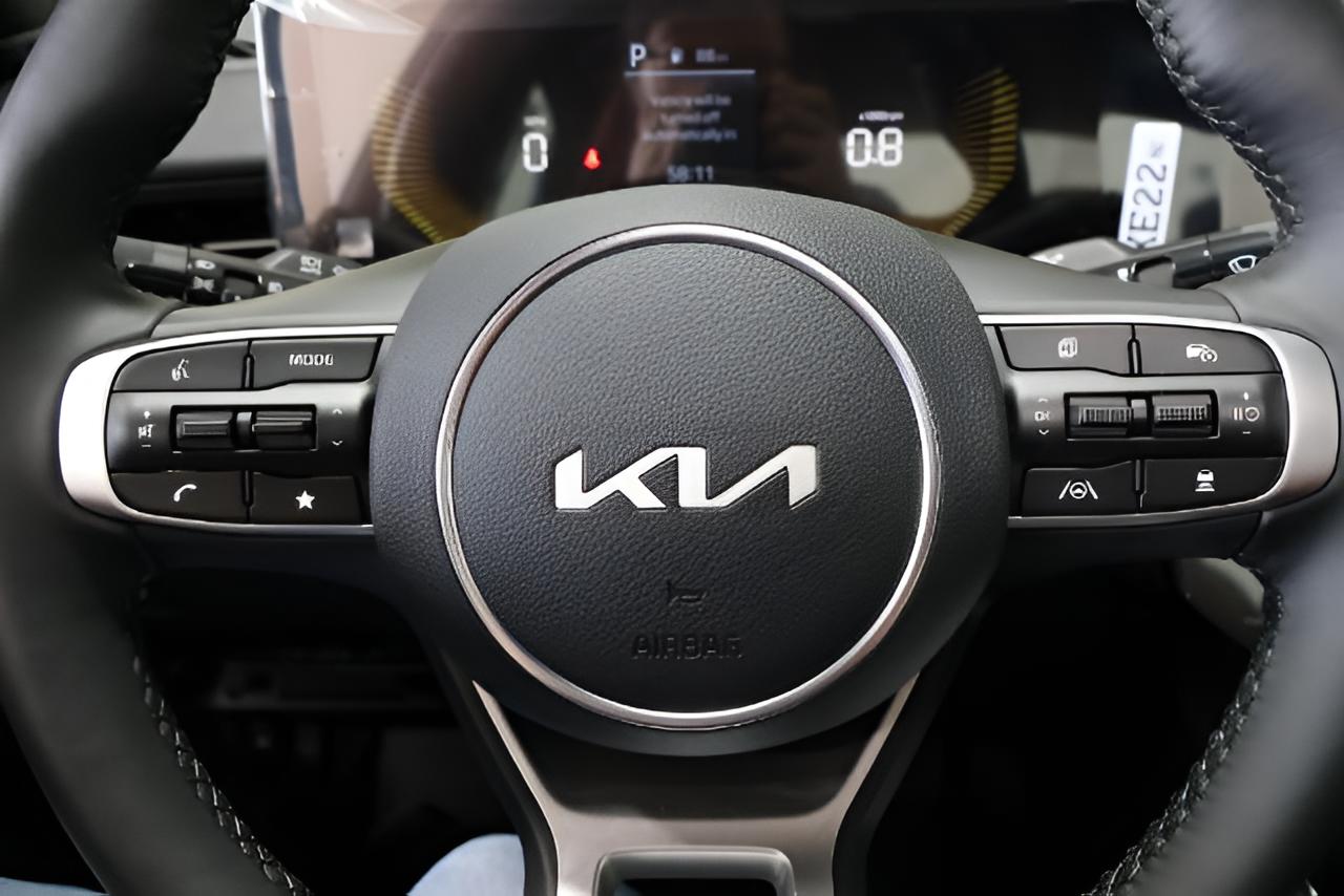 2027 Kia K5 GT-Line