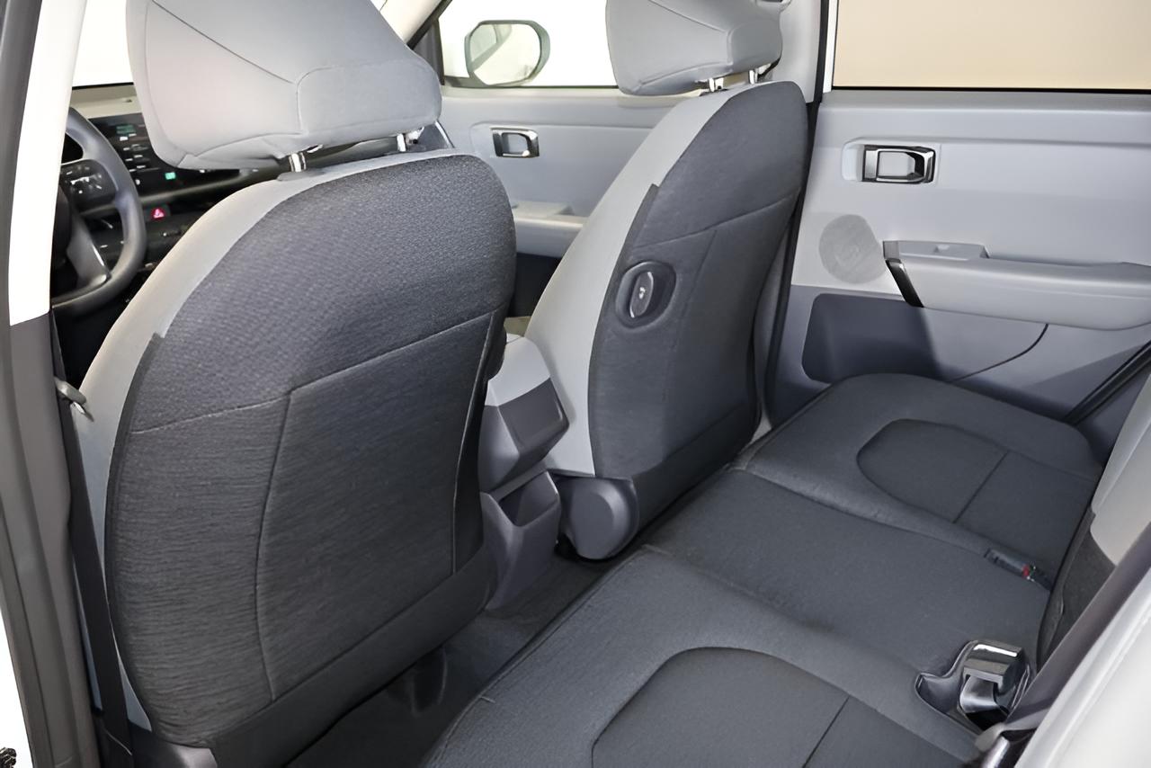 2027 Kia Seltos LX