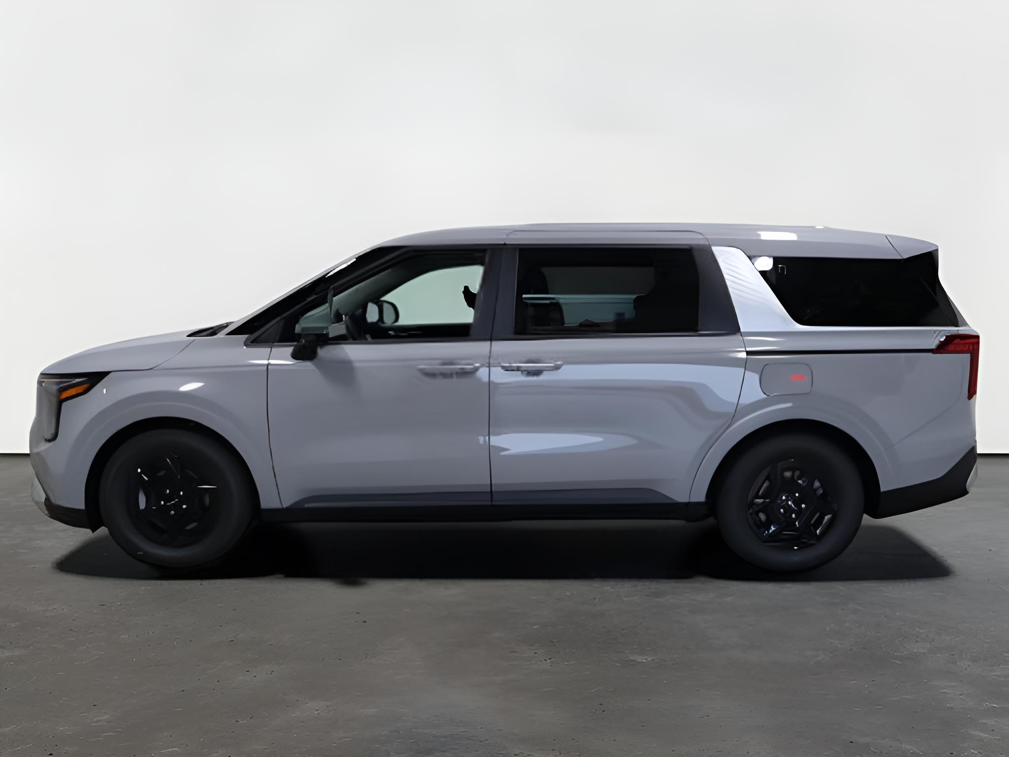2027 Kia Carnival LXS
