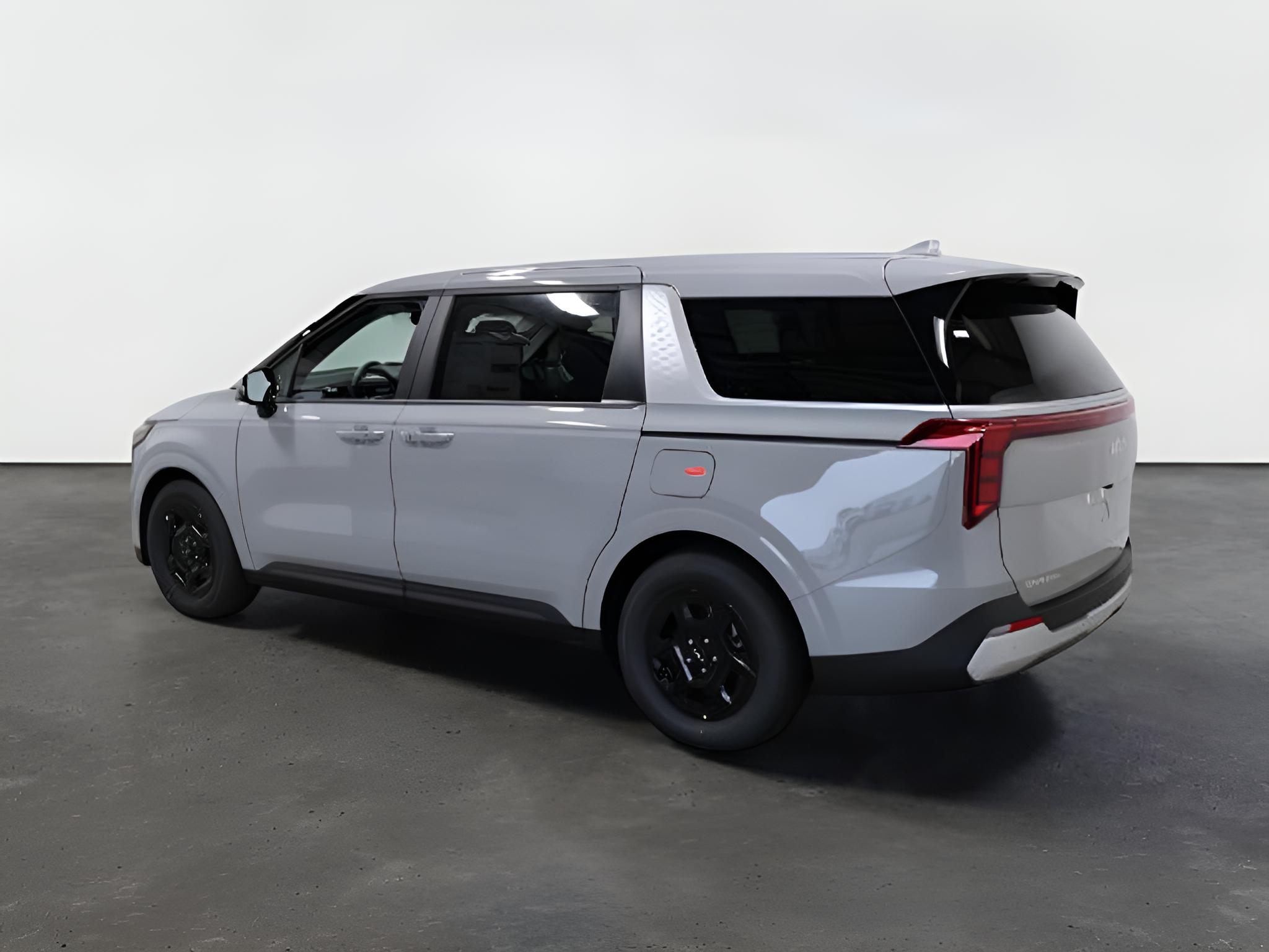 2027 Kia Carnival LXS
