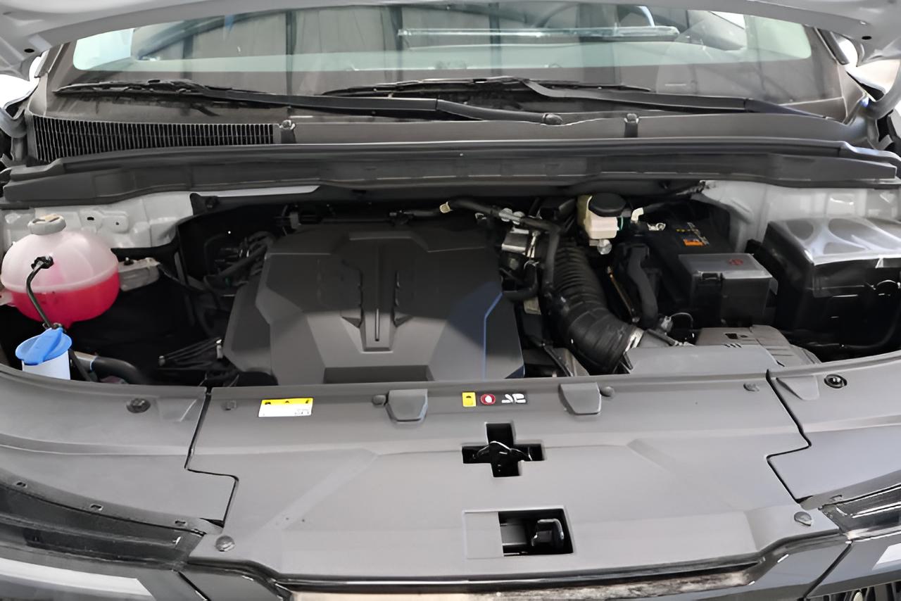2027 Kia Carnival LXS