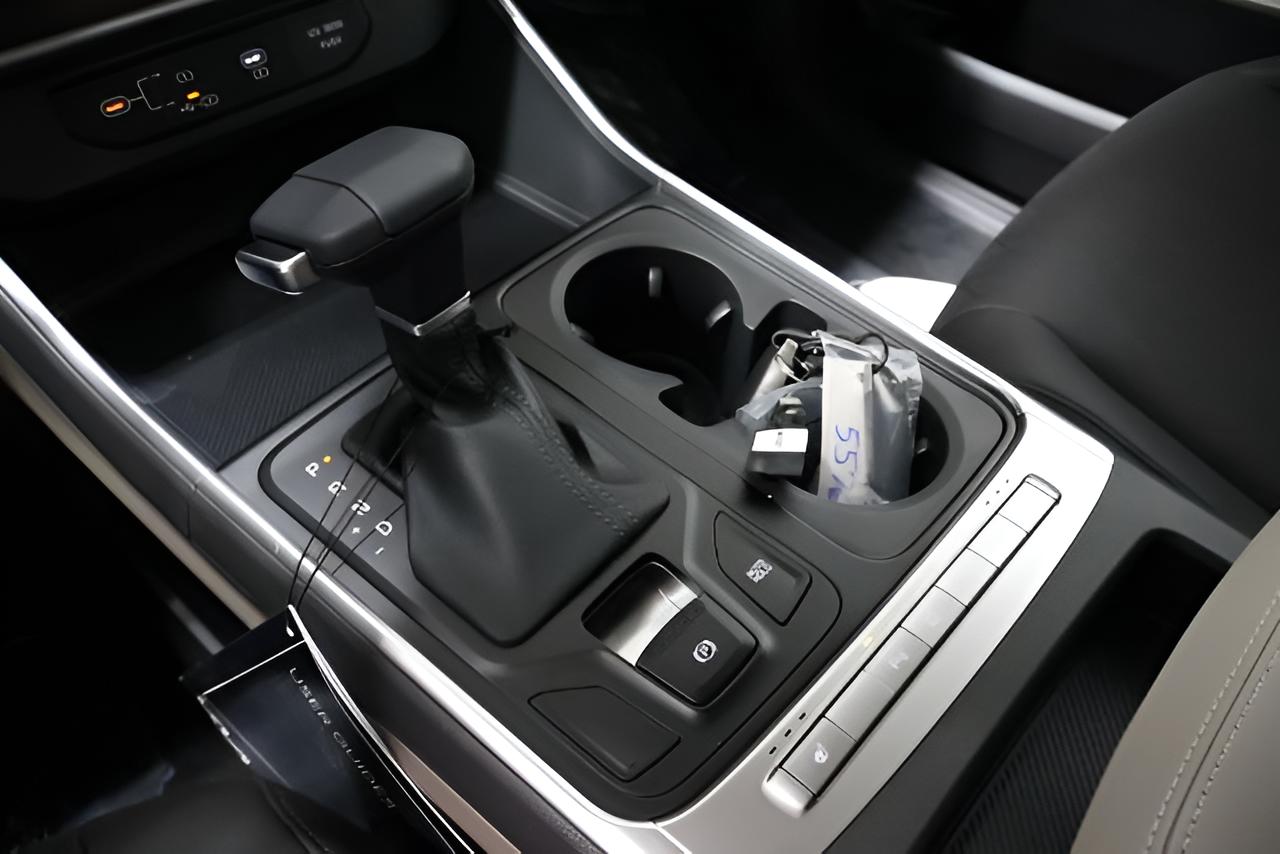 2027 Kia Carnival LXS