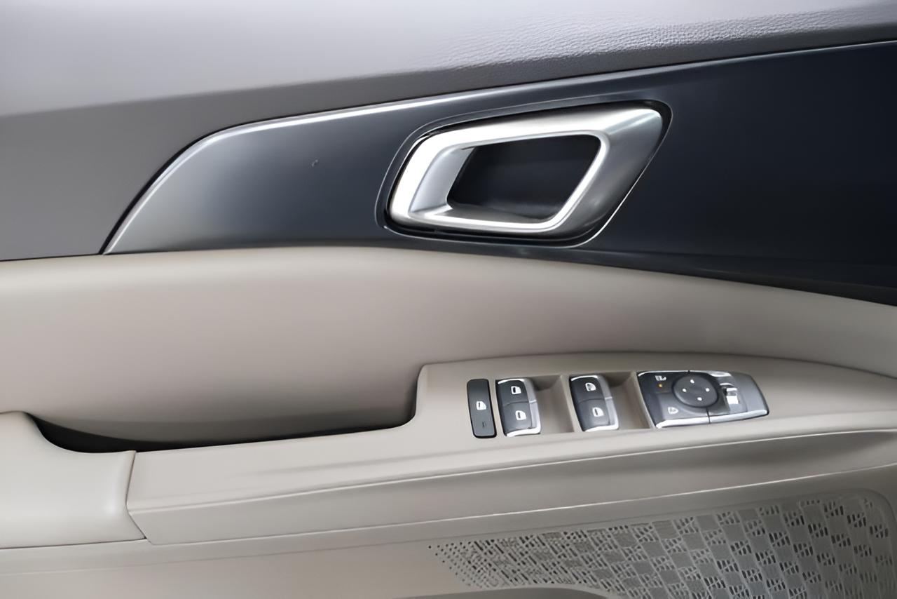 2027 Kia Carnival LXS
