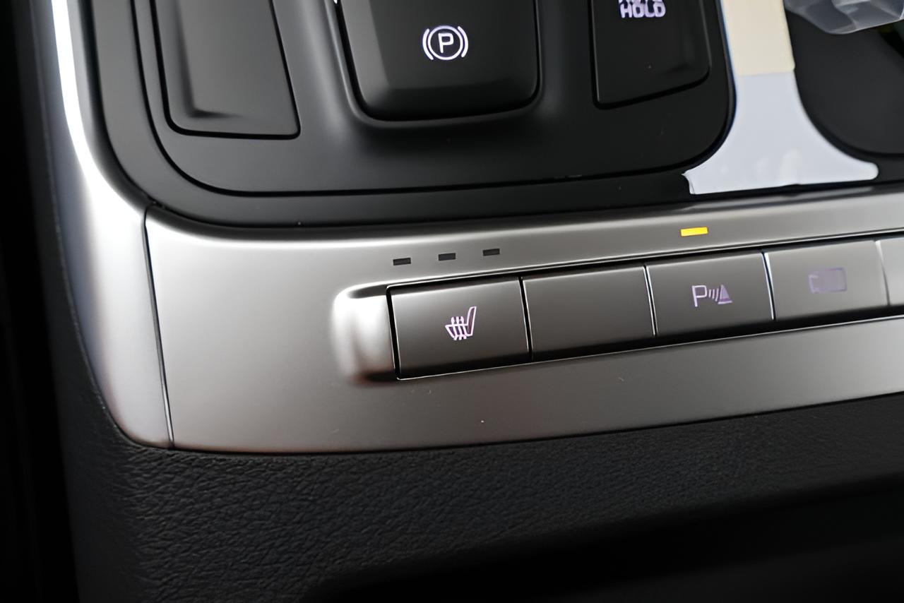 2027 Kia Carnival LXS