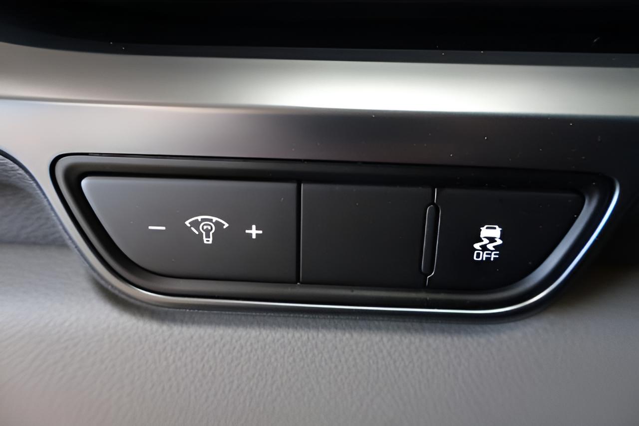 2027 Kia Carnival LXS