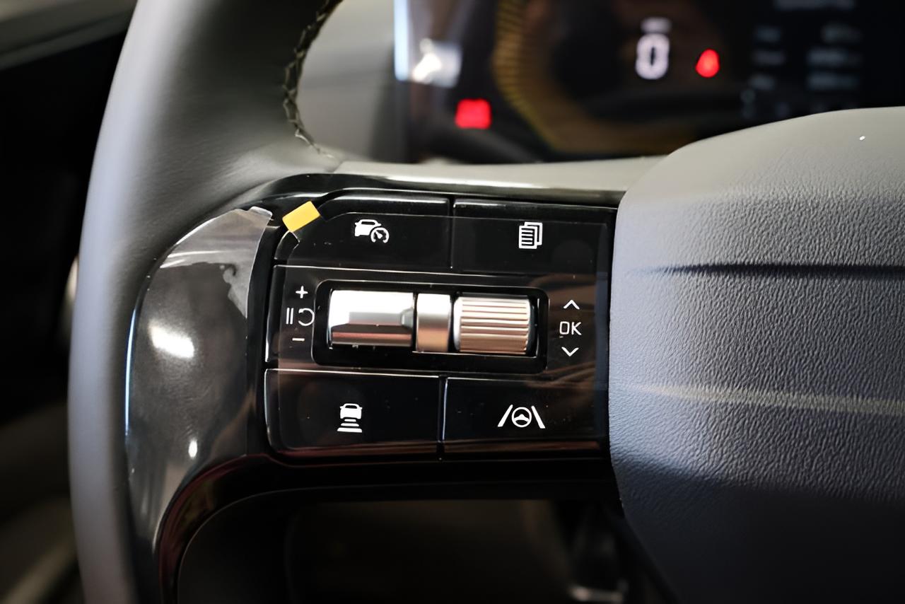 2027 Kia Carnival LXS