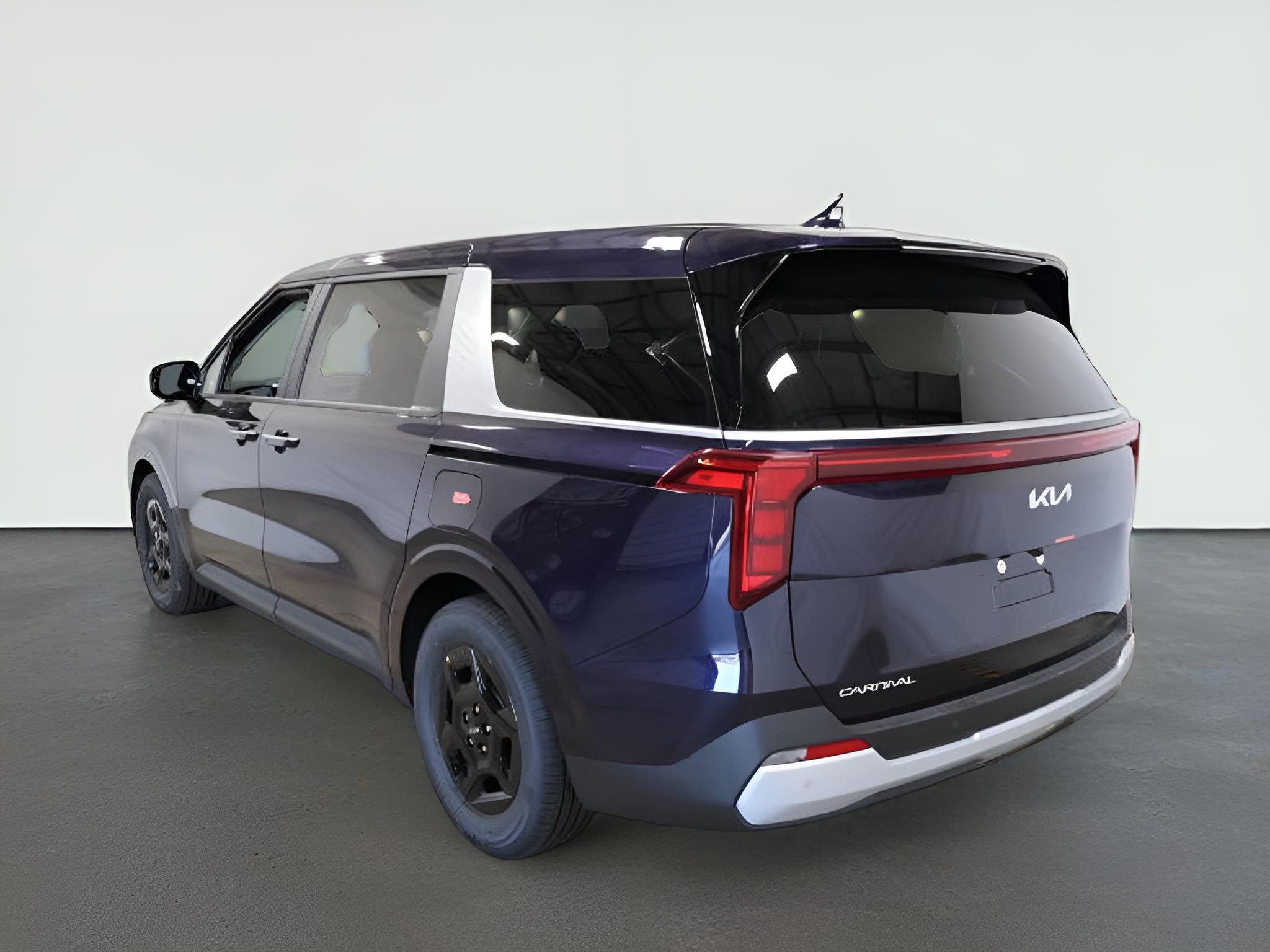 2027 Kia Carnival LXS