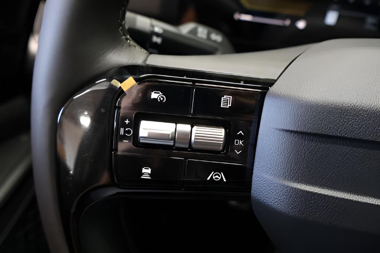 2027 Kia Carnival EX