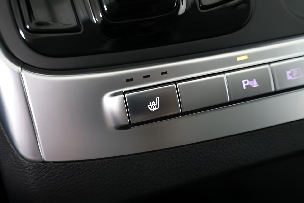 2027 Kia Carnival EX