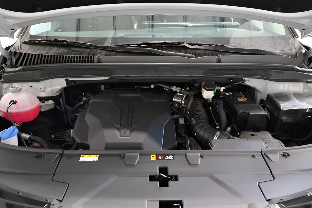 2027 Kia Carnival EX