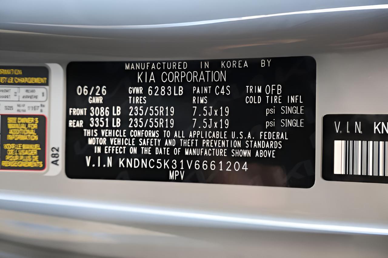 2027 Kia Carnival EX