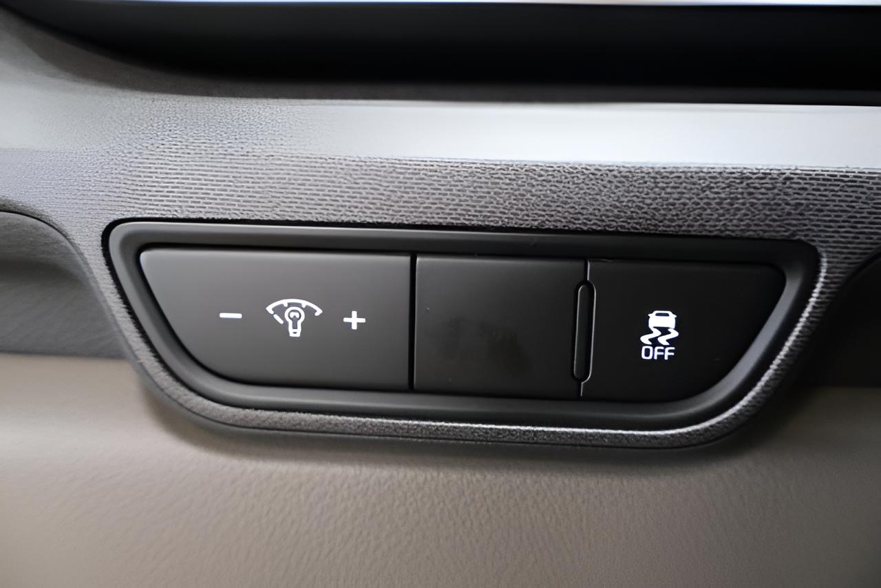 2027 Kia Carnival EX