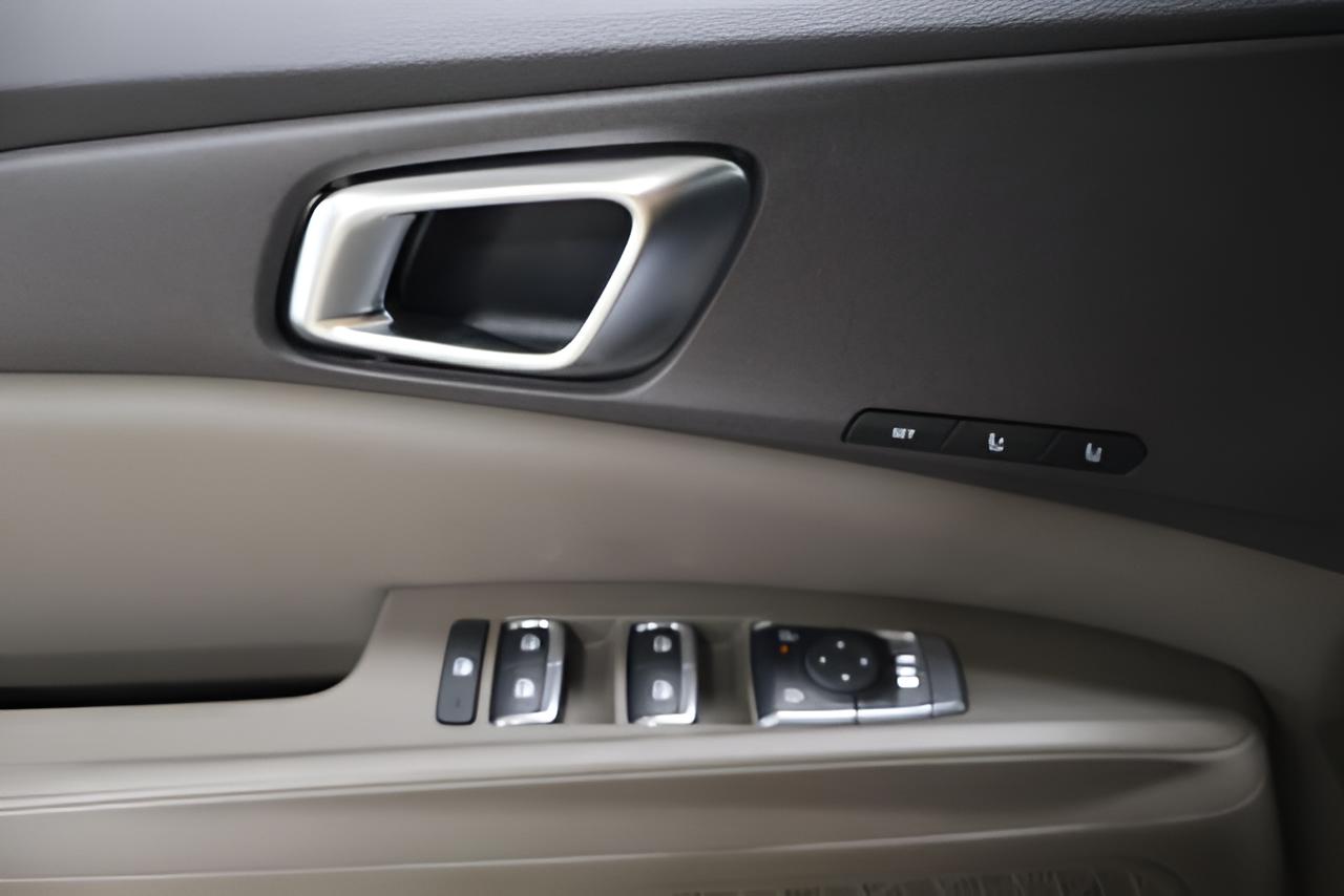2027 Kia Carnival EX