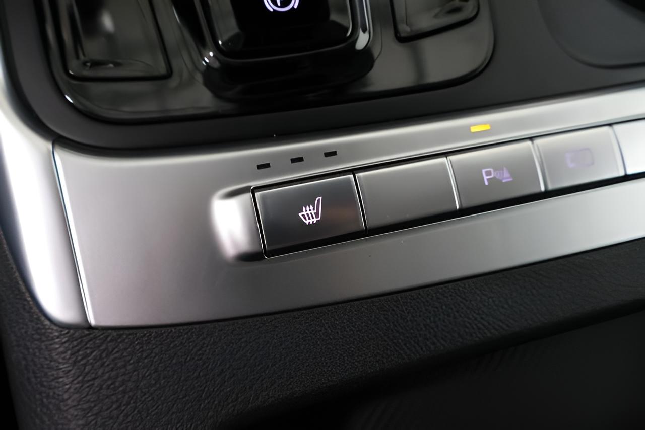 2027 Kia Carnival EX
