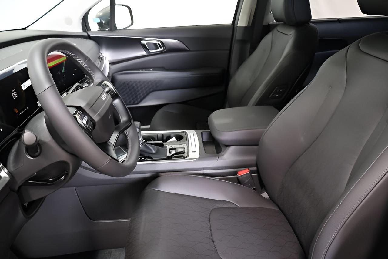 2027 Kia Carnival EX