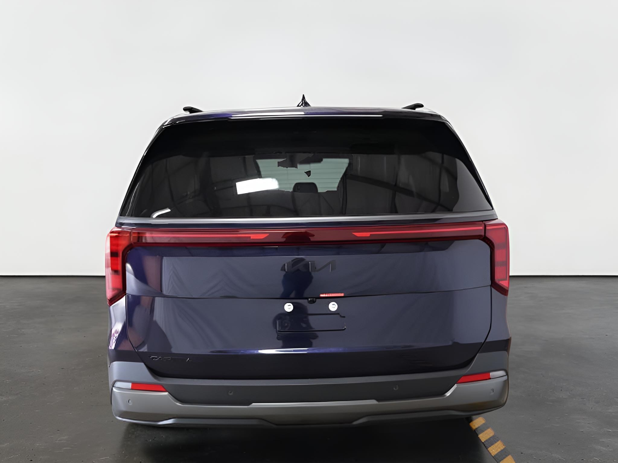 2027 Kia Carnival EX