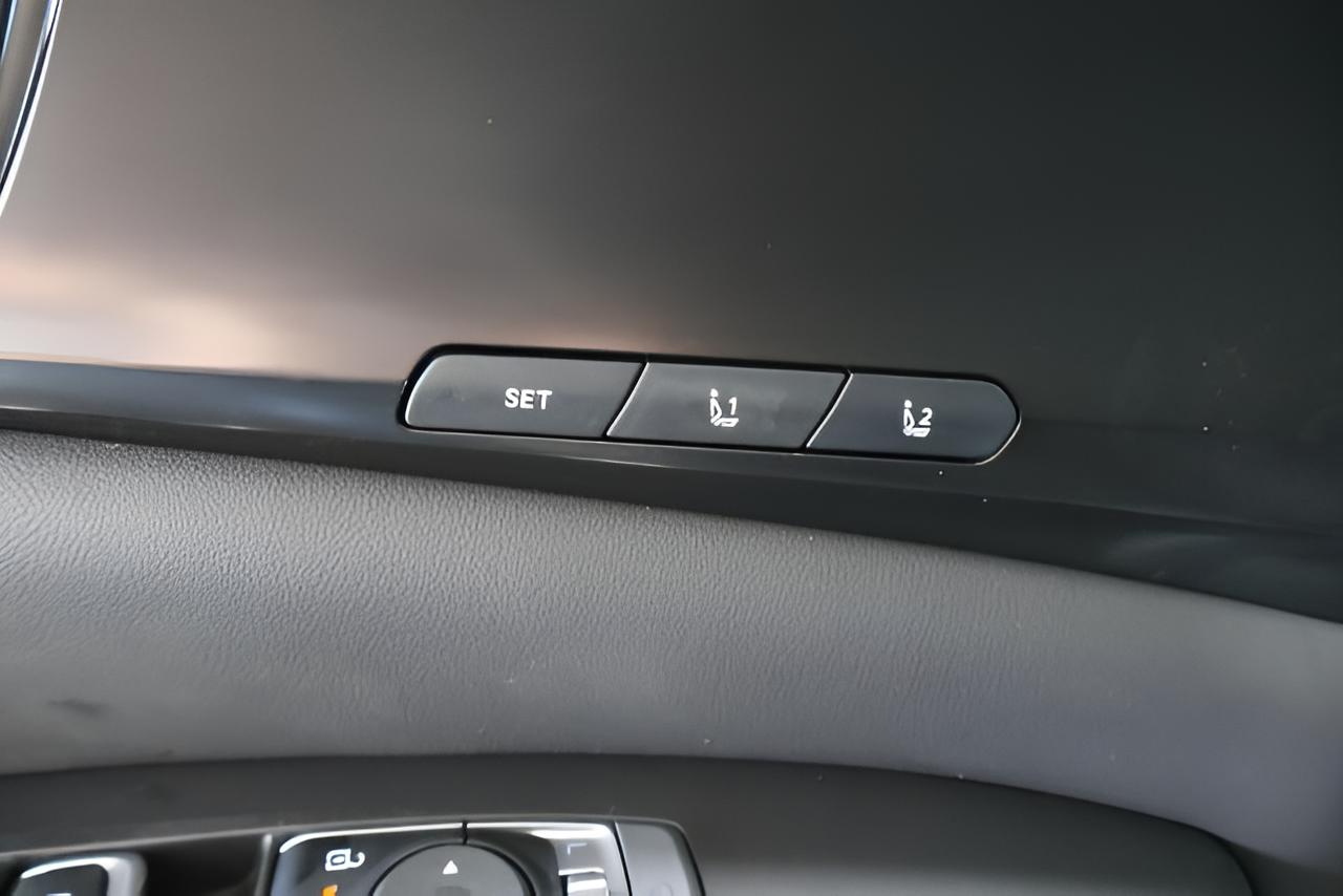 2027 Kia Carnival EX