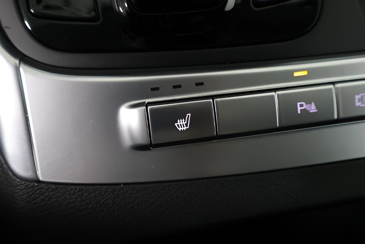 2027 Kia Carnival EX
