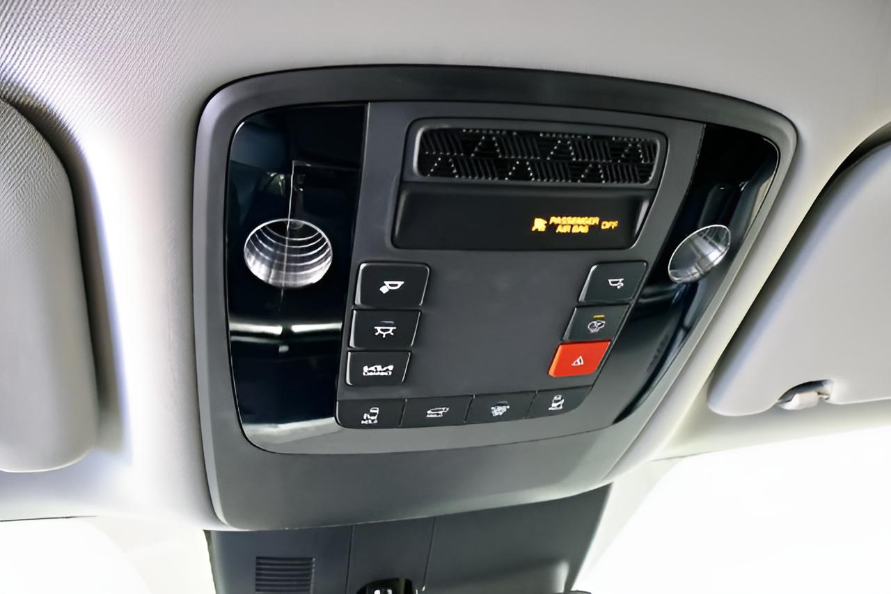 2027 Kia Carnival EX