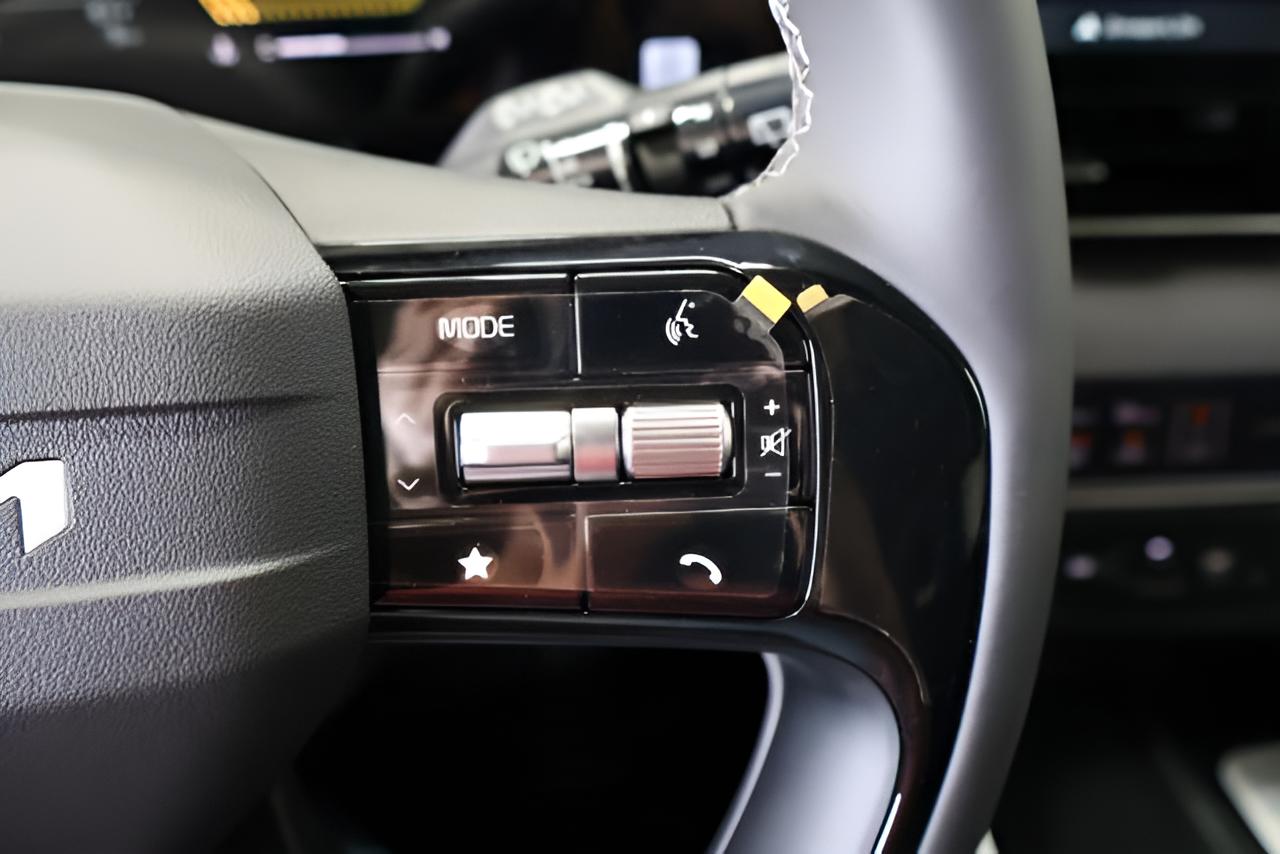 2027 Kia Carnival EX