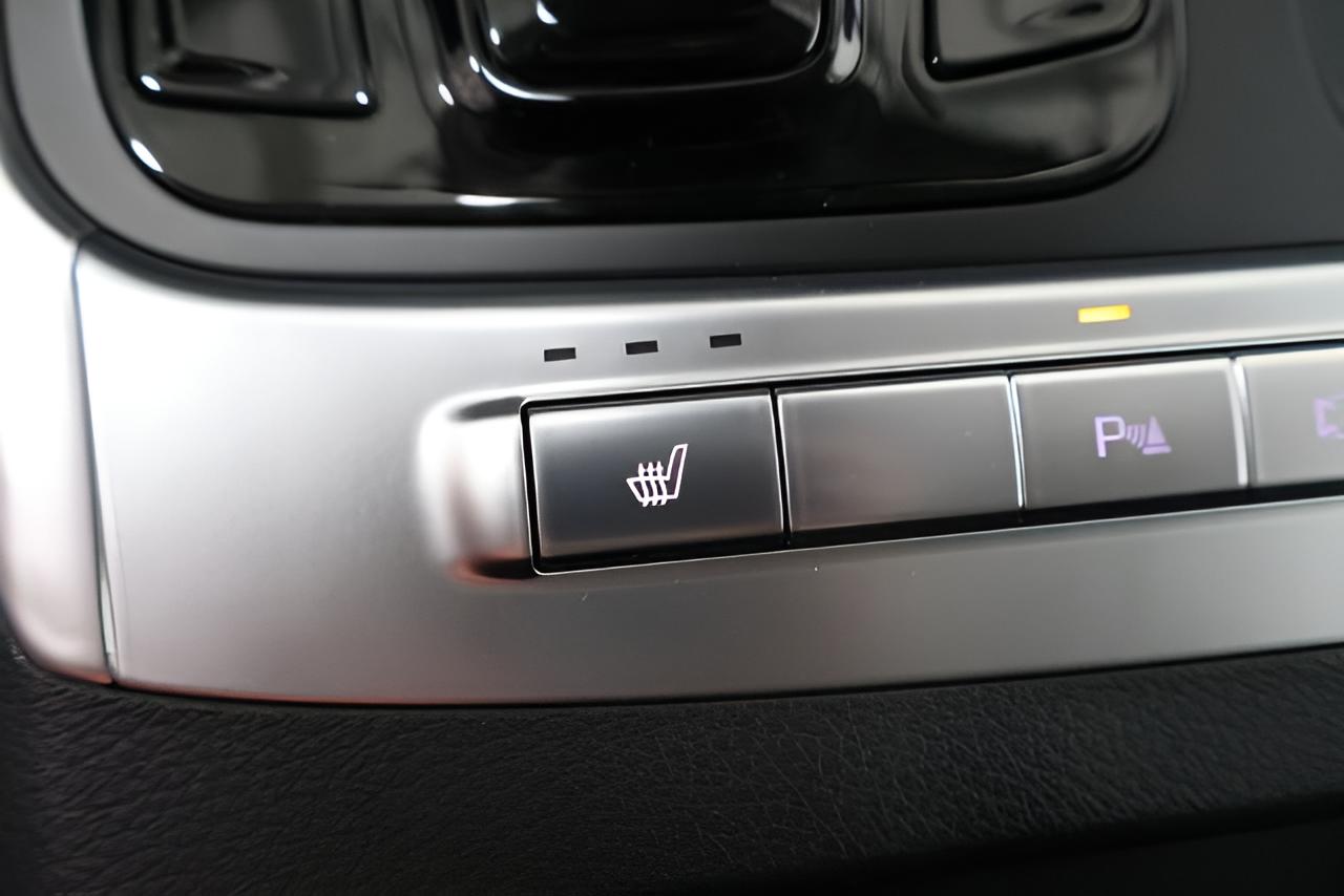 2027 Kia Carnival EX