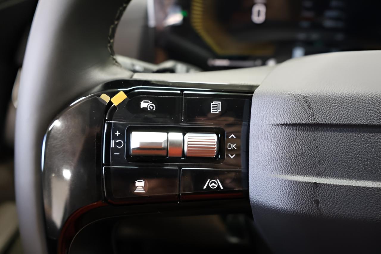 2027 Kia Carnival Hybrid EX