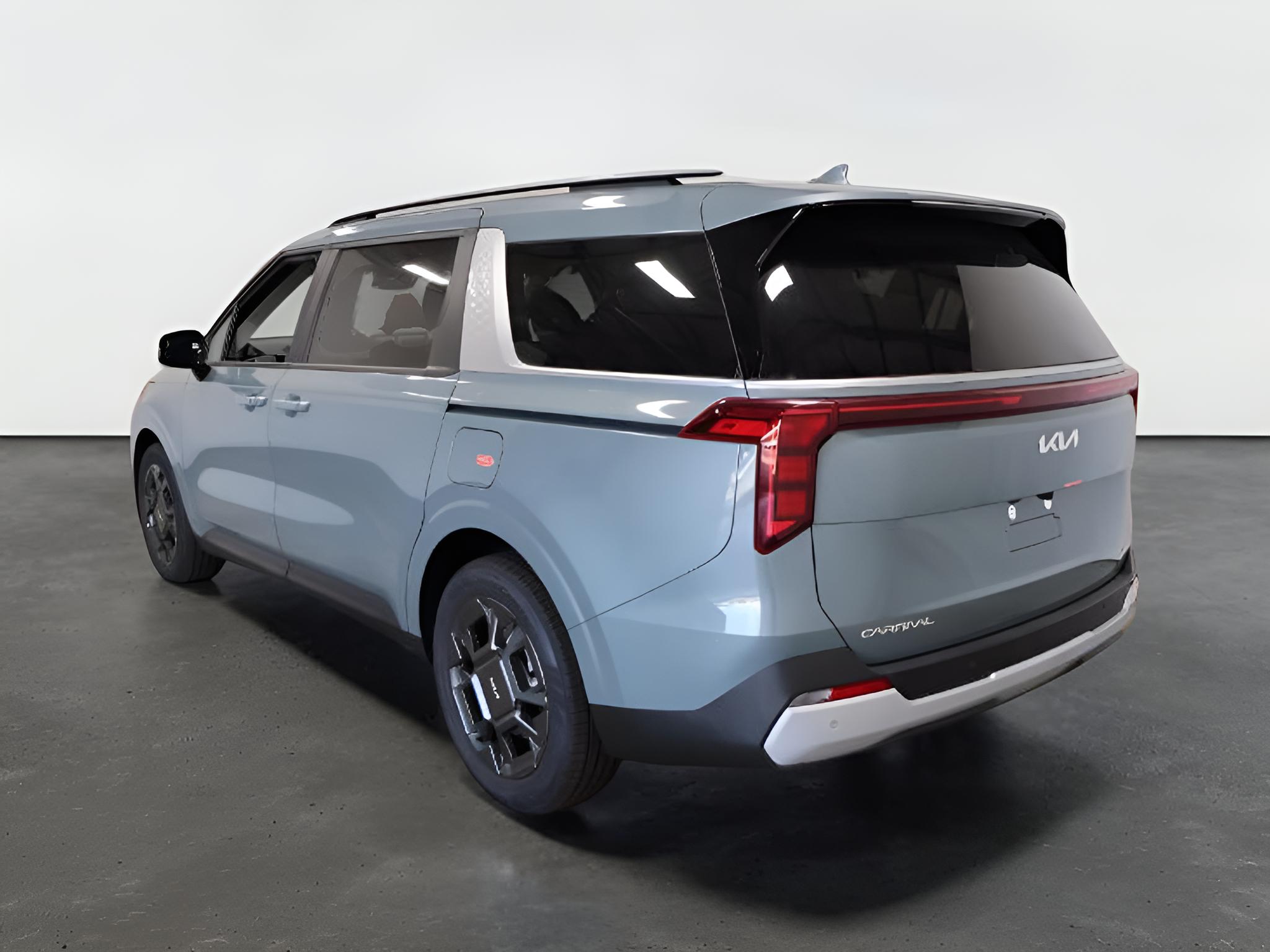 2027 Kia Carnival Hybrid EX