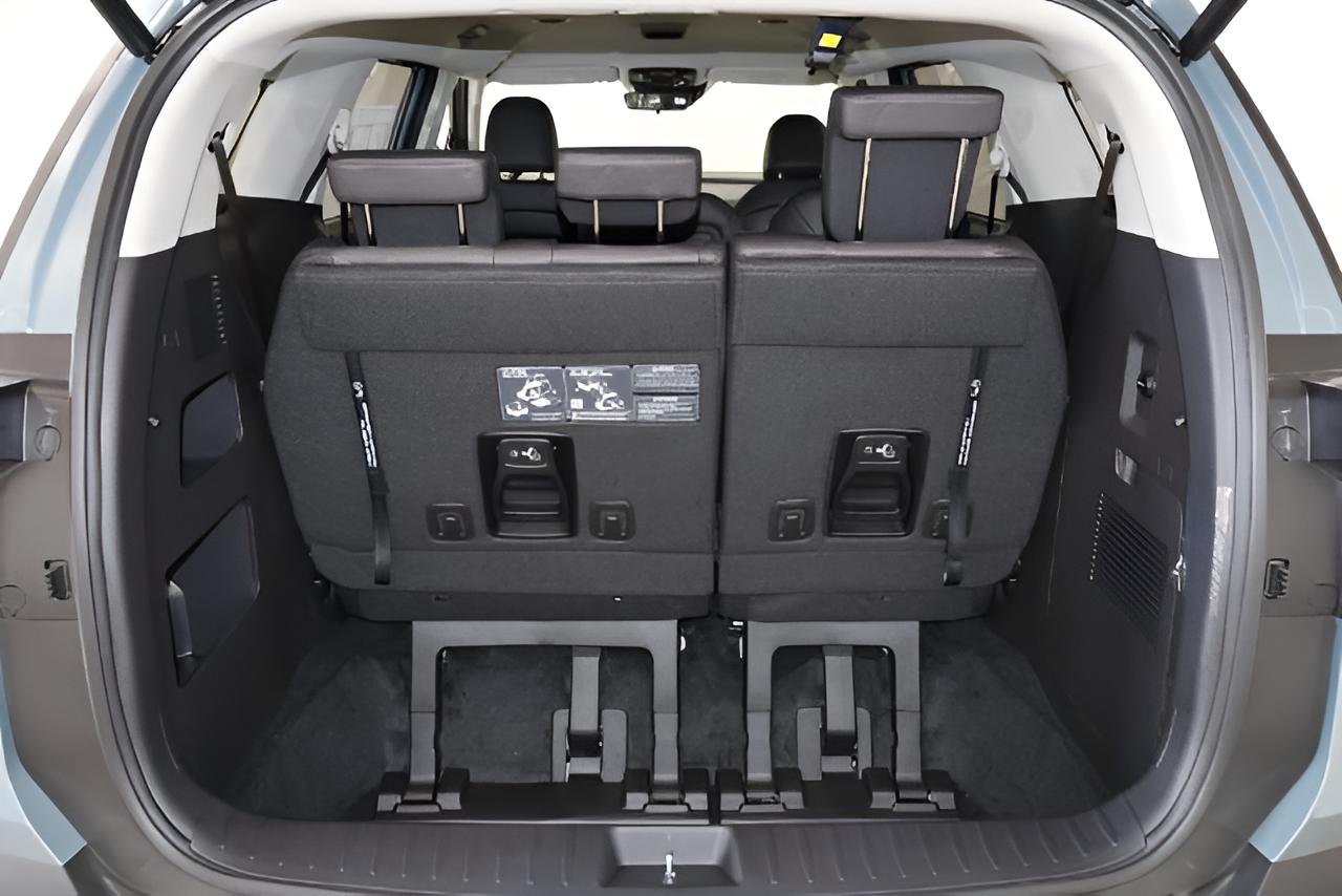 2027 Kia Carnival Hybrid EX