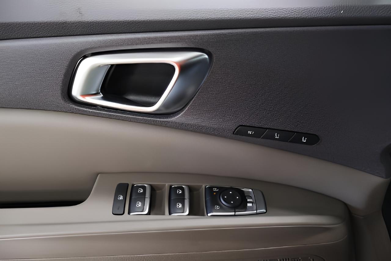 2027 Kia Carnival Hybrid EX