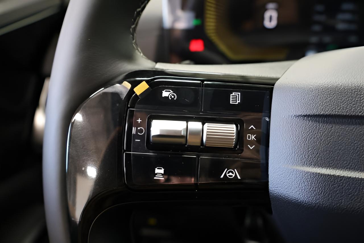 2027 Kia Carnival Hybrid EX