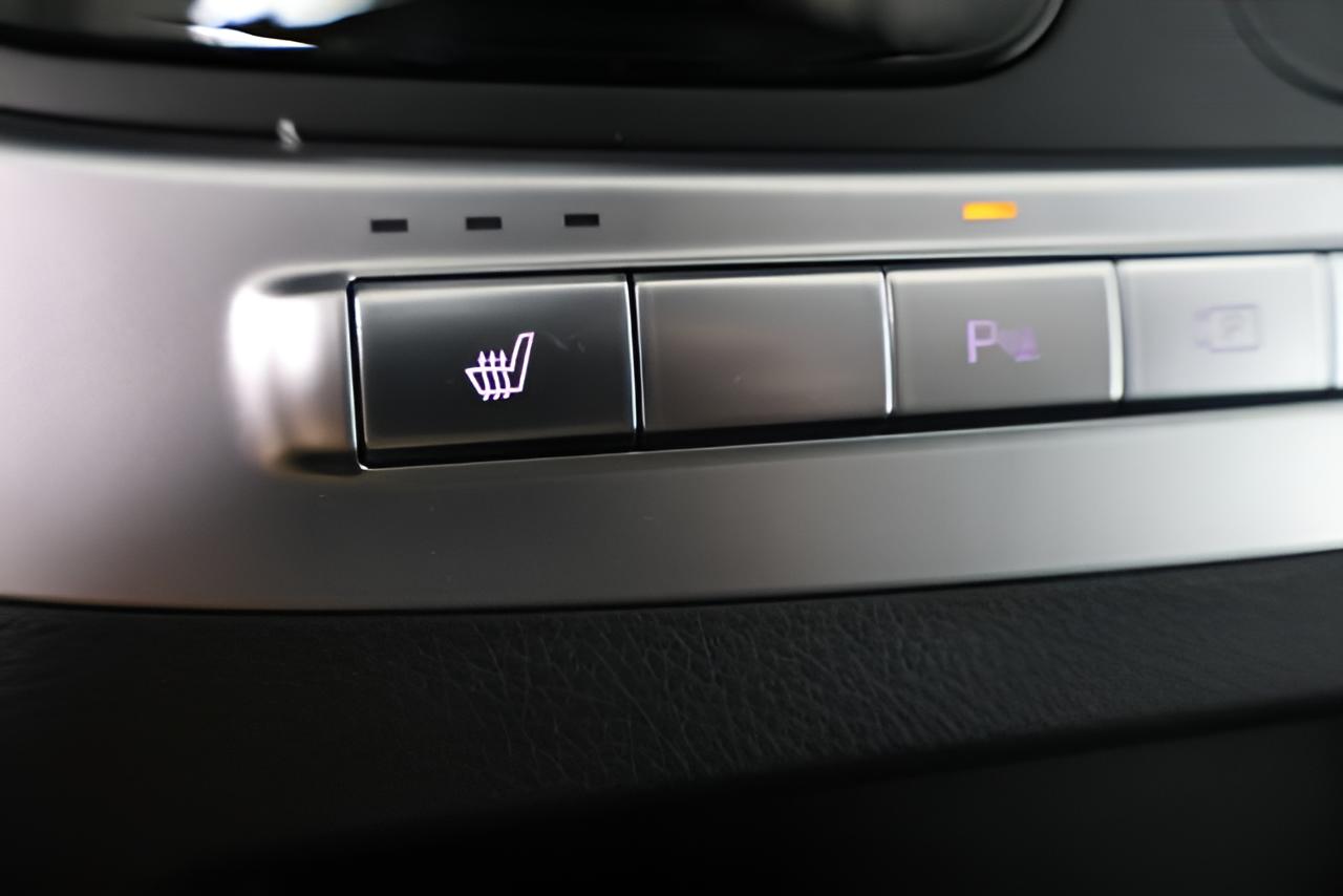 2027 Kia Carnival Hybrid EX