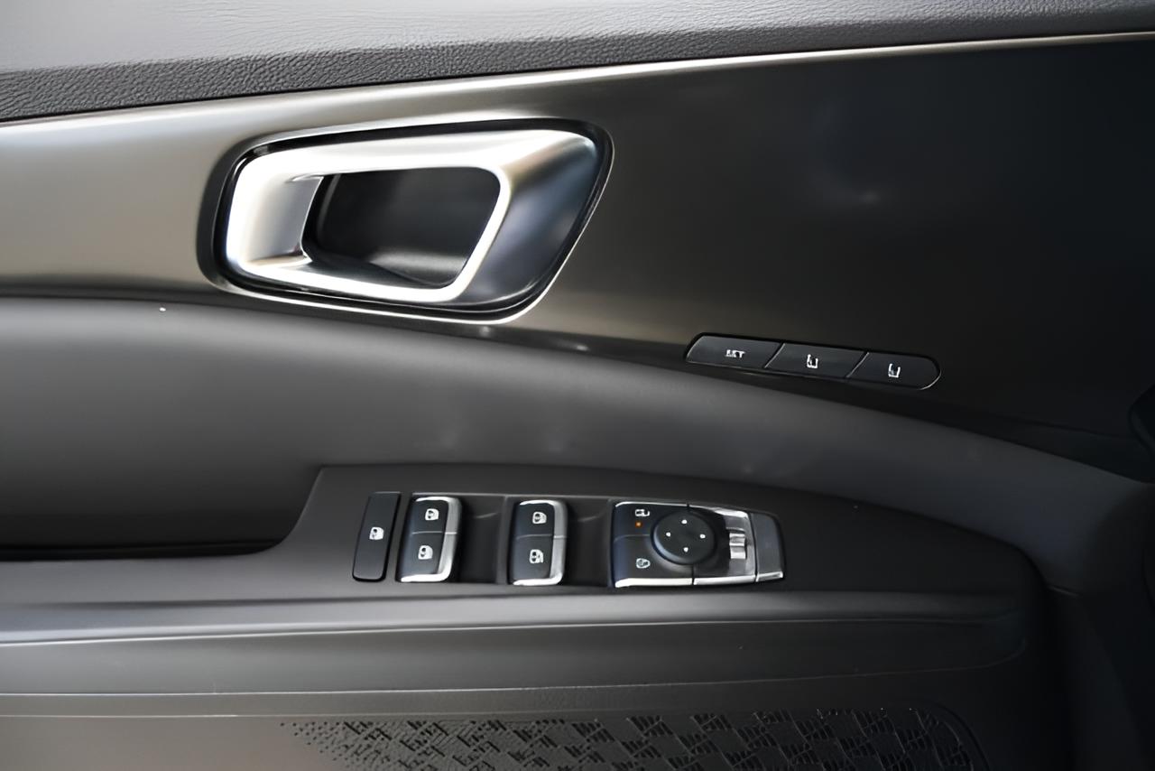 2027 Kia Carnival Hybrid EX