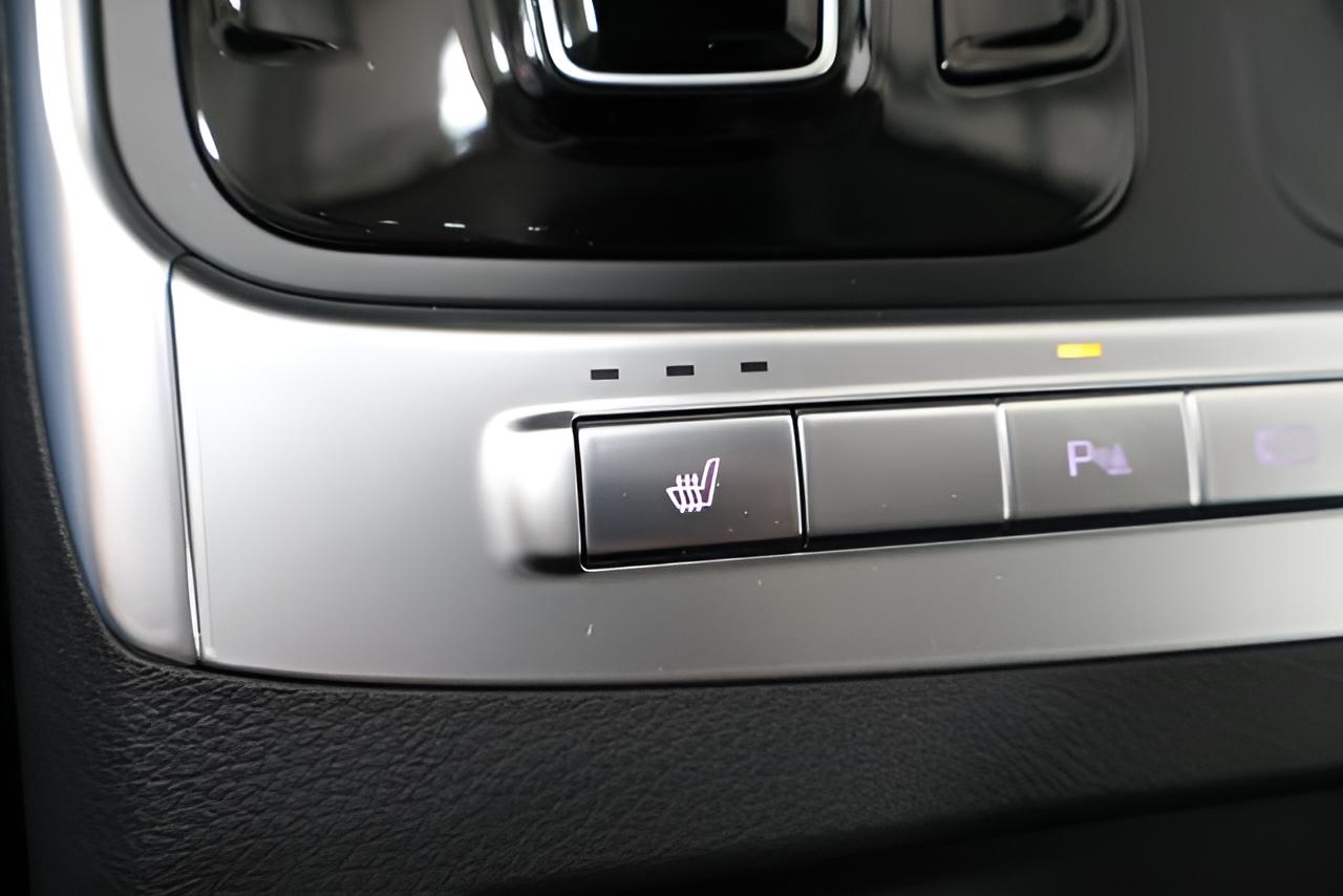 2027 Kia Carnival Hybrid EX